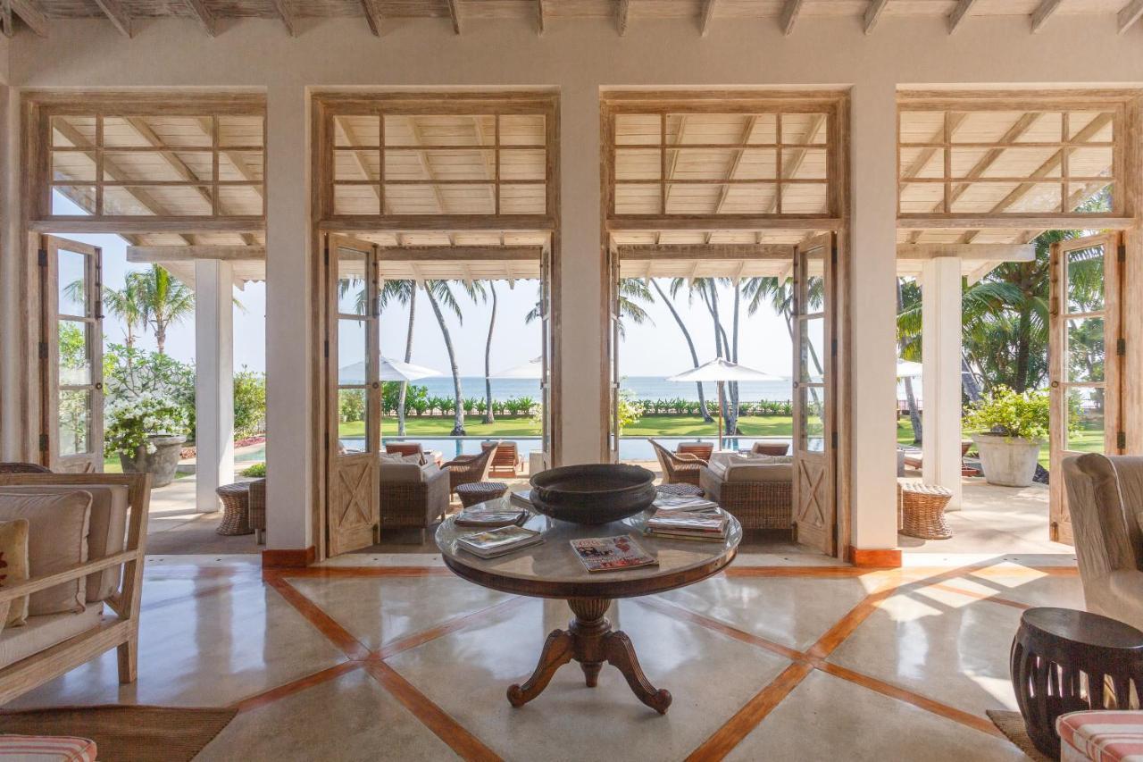 2500m2 4 slaapkamer, 4 privé badkamer in Thalpe Habaraduwa Central Buitenkant foto