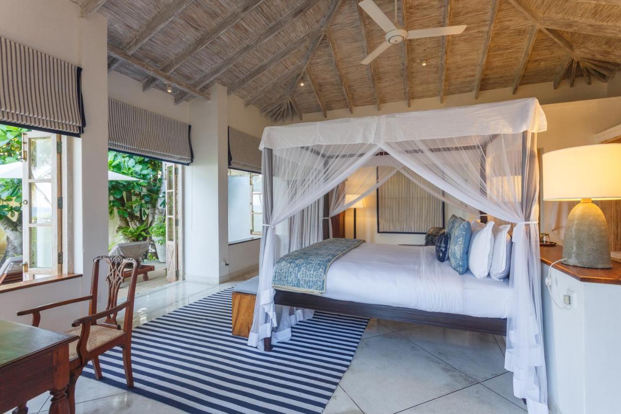 2500m2 4 slaapkamer, 4 privé badkamer in Thalpe Habaraduwa Central Buitenkant foto