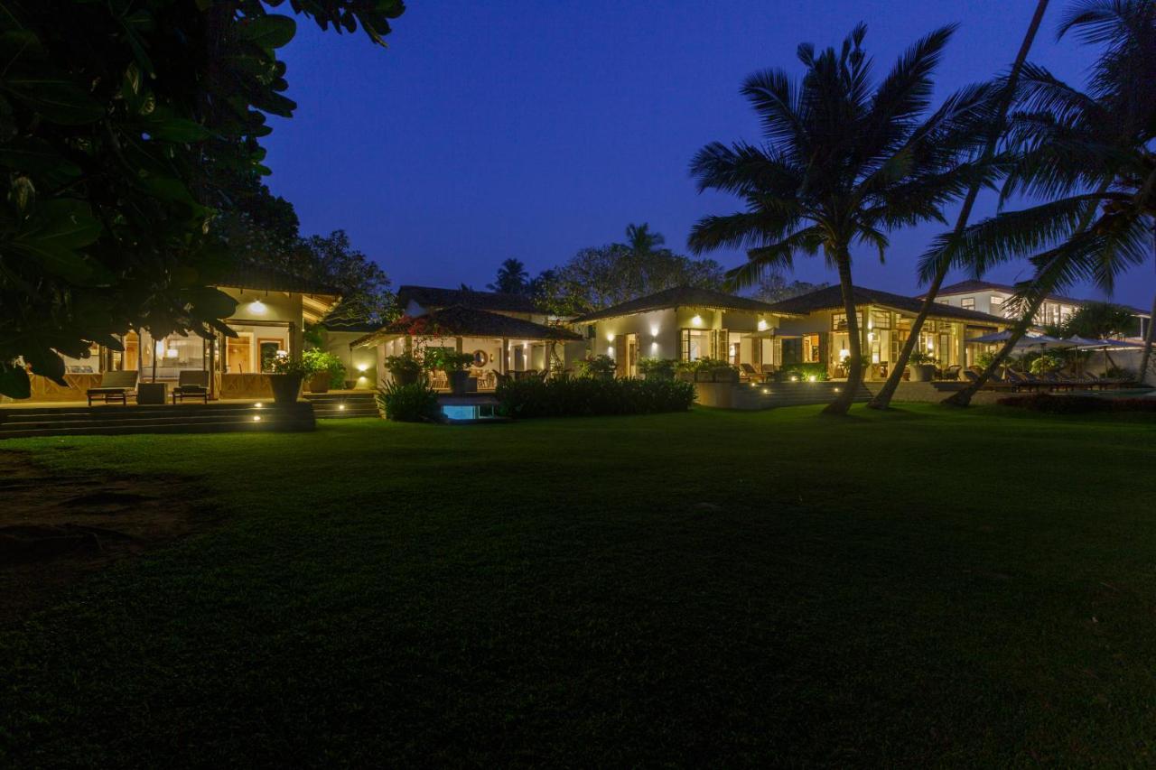 2500m2 4 slaapkamer, 4 privé badkamer in Thalpe Habaraduwa Central Buitenkant foto