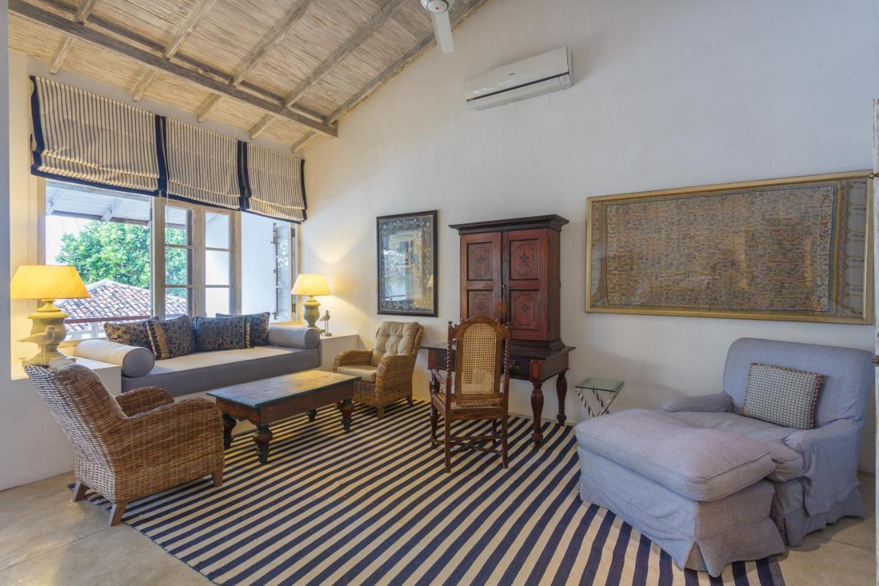 2500m2 4 slaapkamer, 4 privé badkamer in Thalpe Habaraduwa Central Buitenkant foto